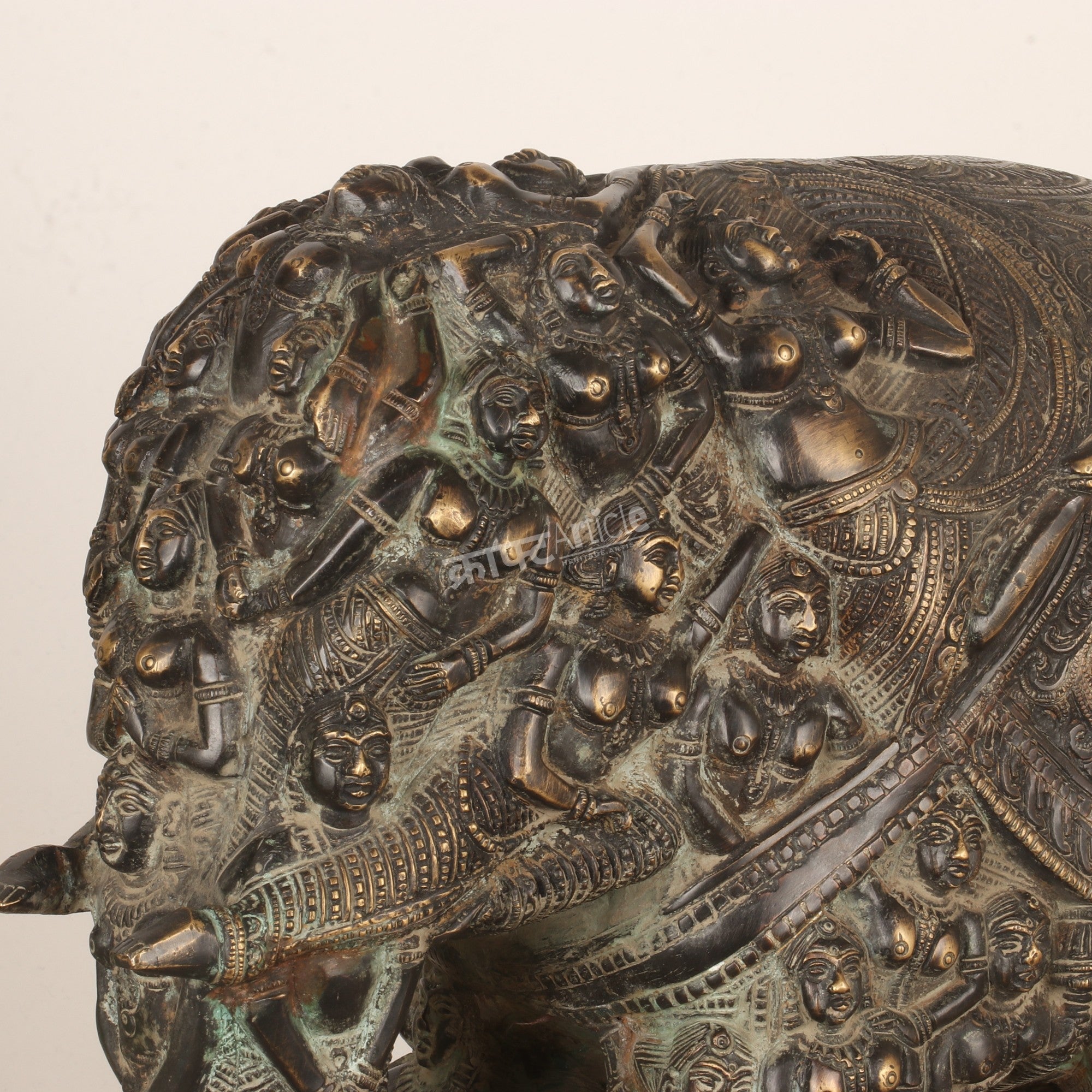 Brass Elephant Sculpture – A Symbol of Strength & Prosperity
