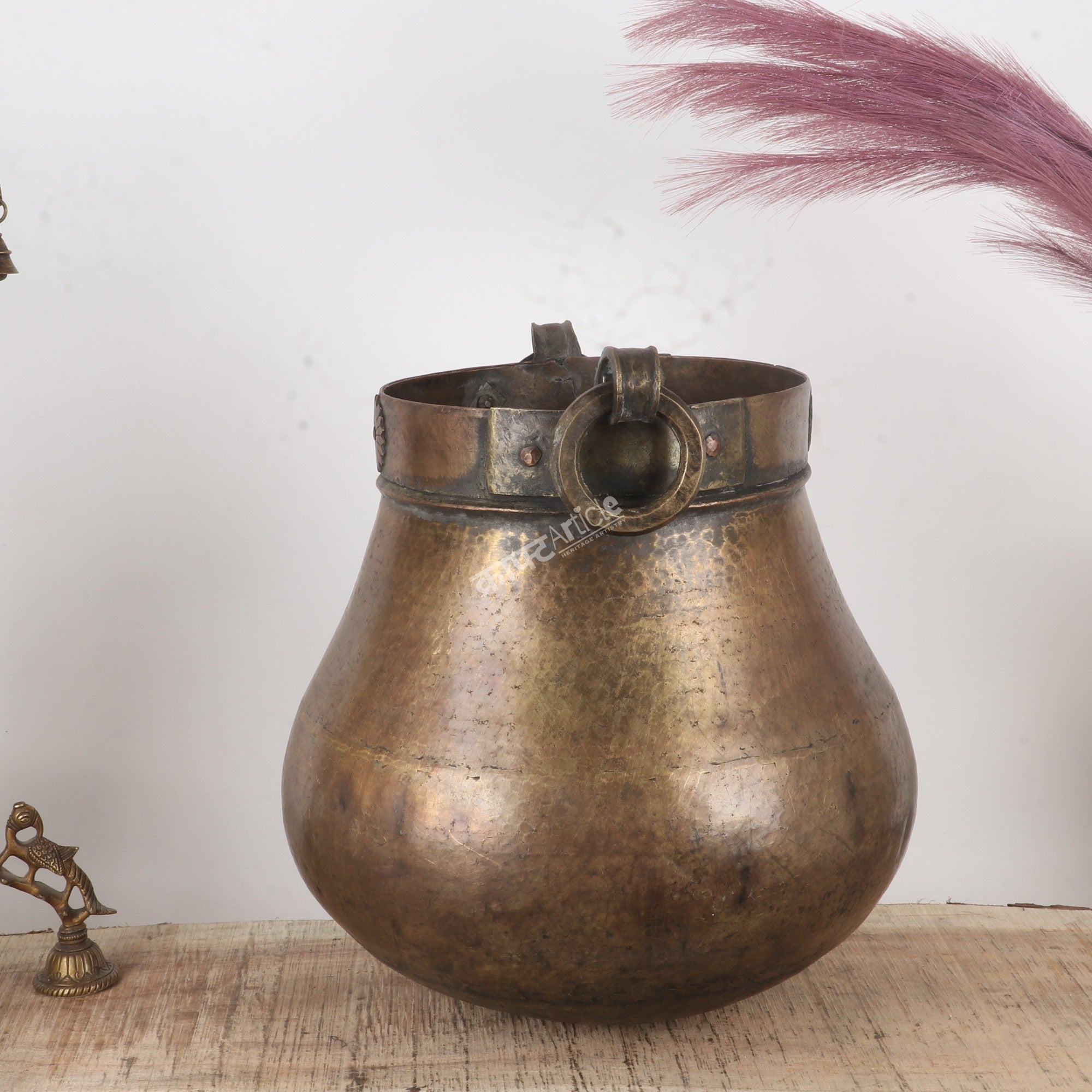 Vintage Brass Planter – Classic Charm for Timeless Spaces