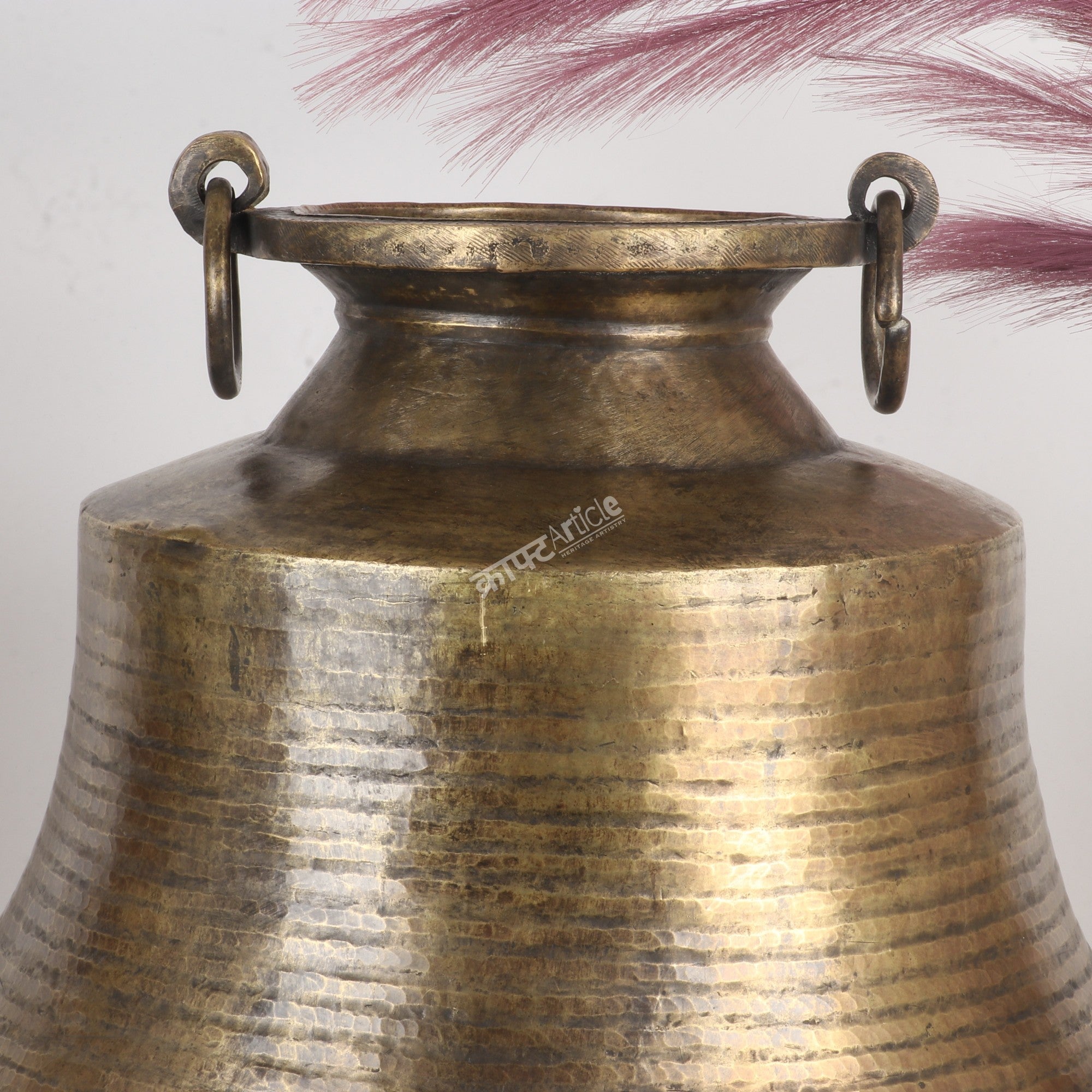 Brass Vintage Planter – Versatile Décor Accent.