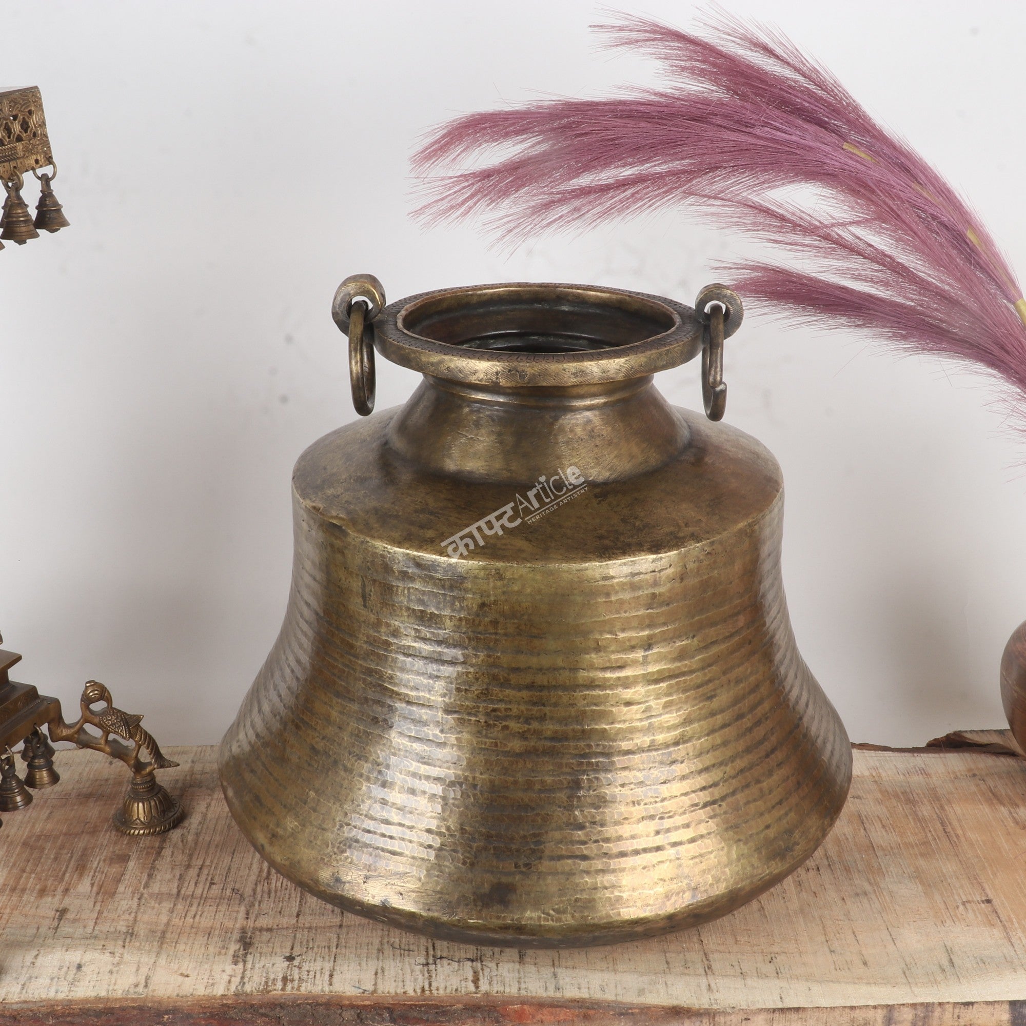 Brass Vintage Planter – Versatile Décor Accent.