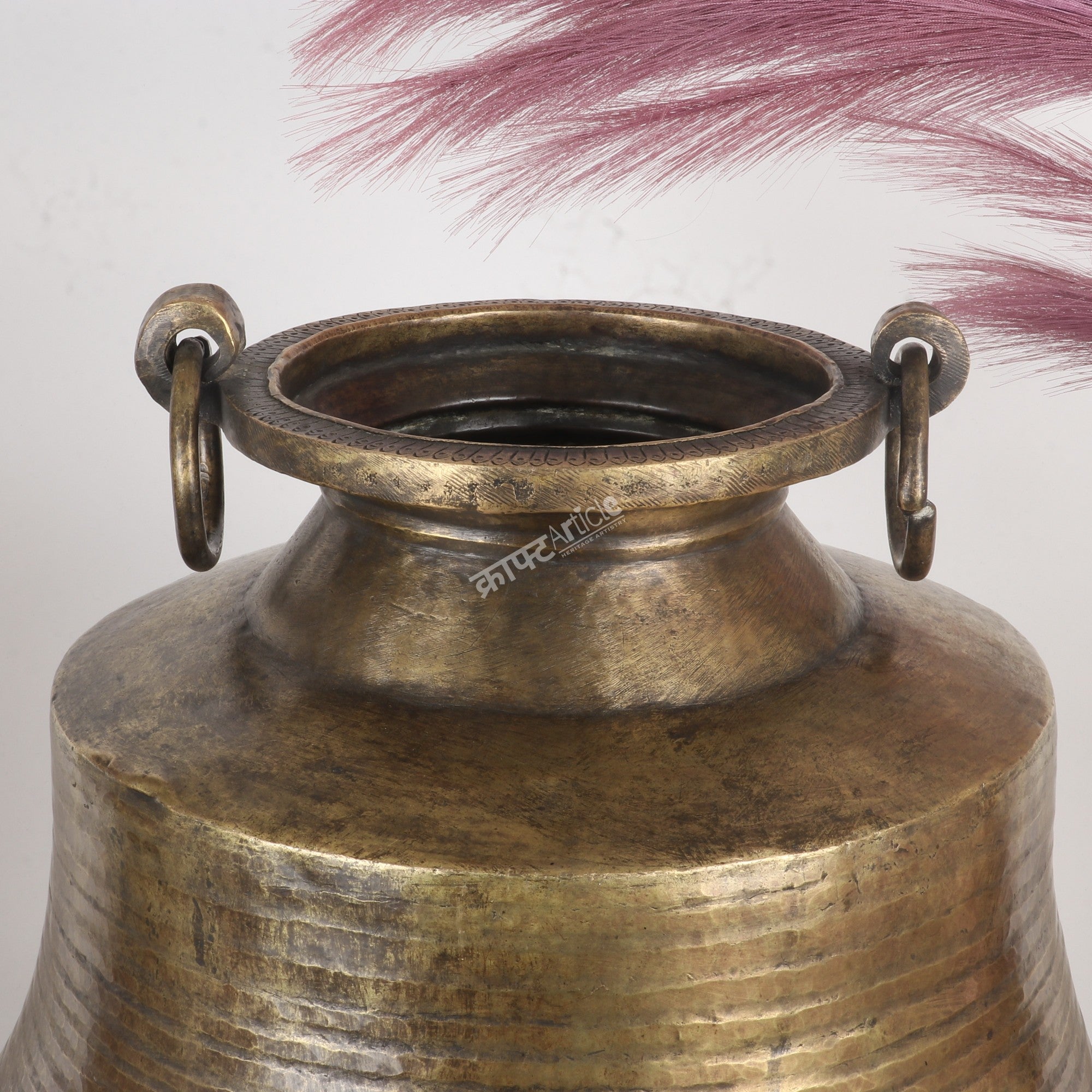 Brass Vintage Planter – Versatile Décor Accent.