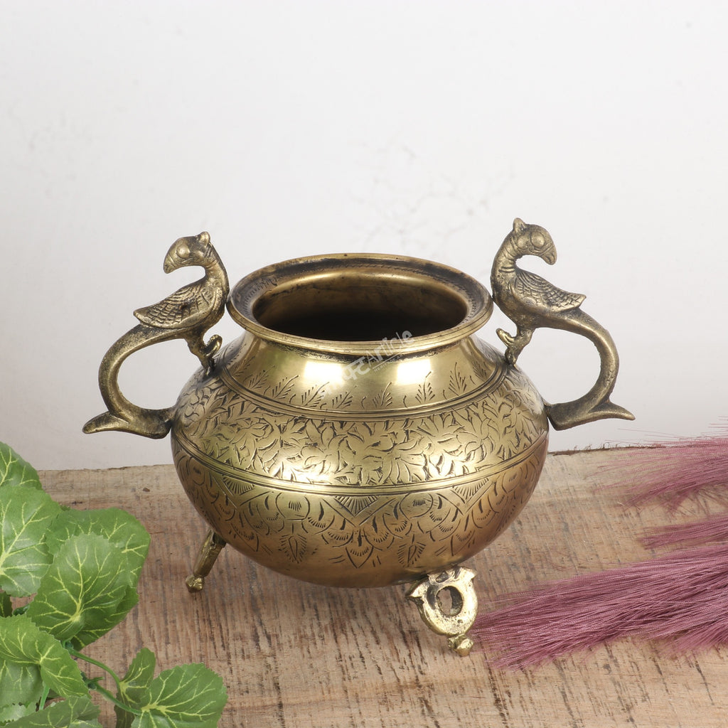 Handcrafted Flower Vase Classic Home Décor