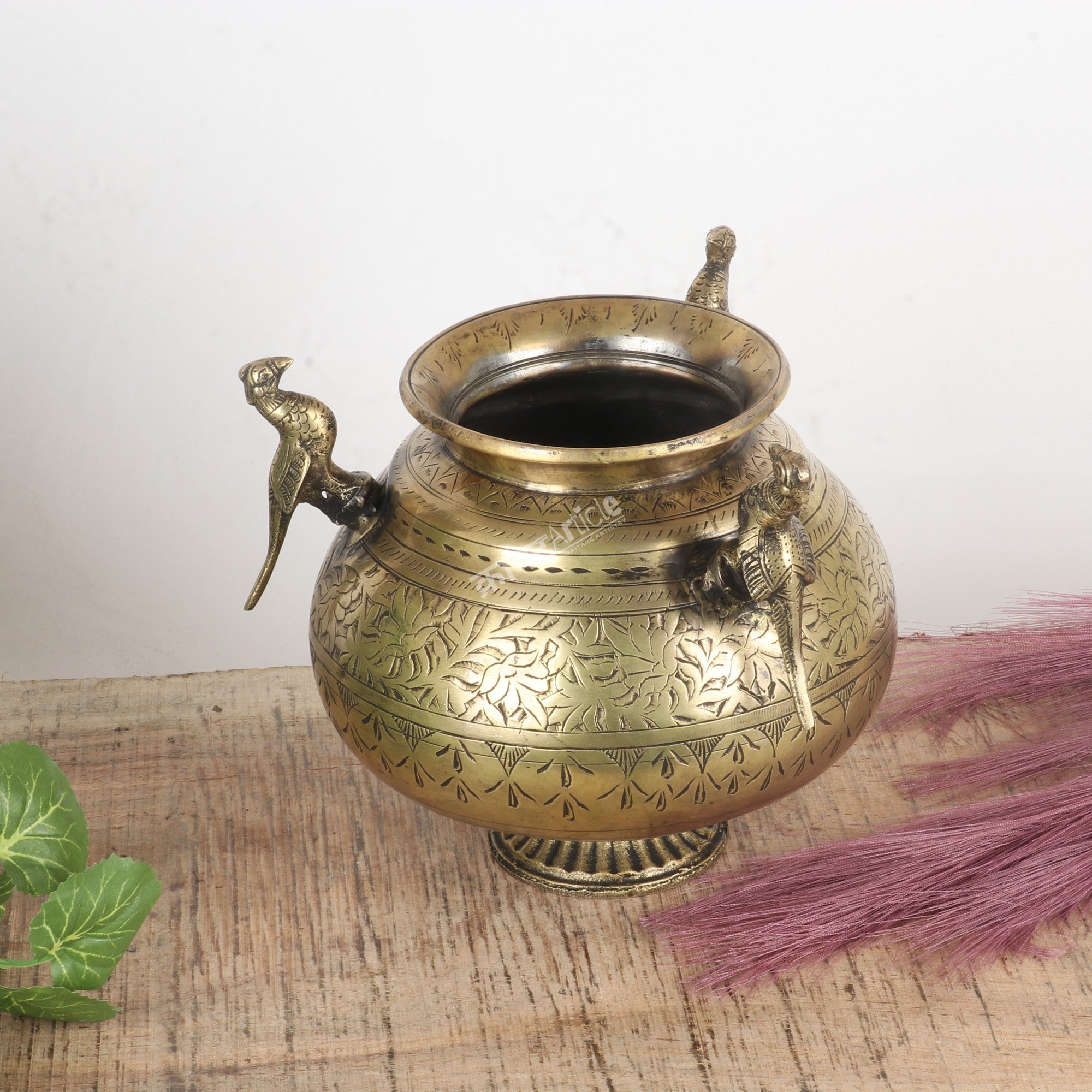 Brass Handcrafted Flower Vase