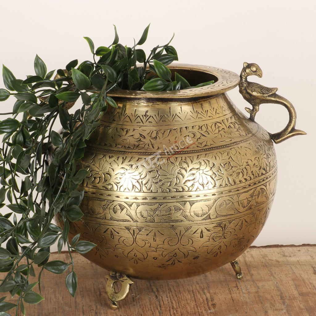 Exquisitely Brass Handcrafted Brass Flower Vase