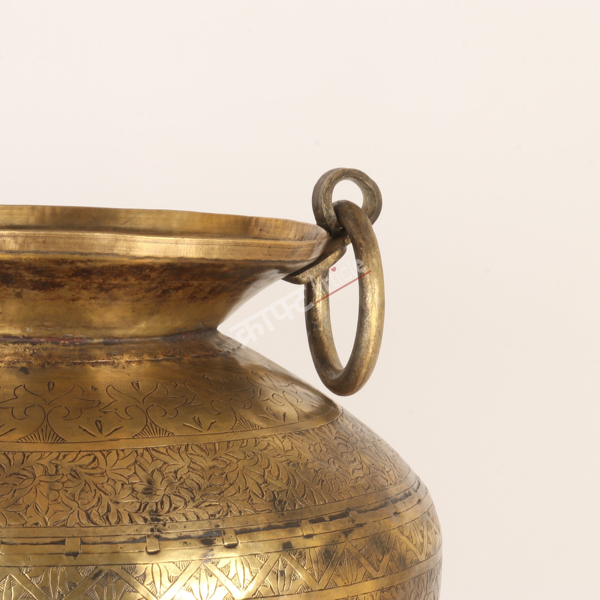 Vintage Brass Planter Heritage Décor Accent