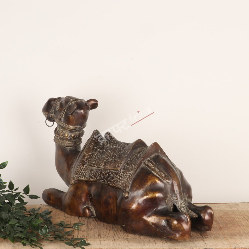 Handcrafted Brass Camel Sculpture – Traditional Desert Décor