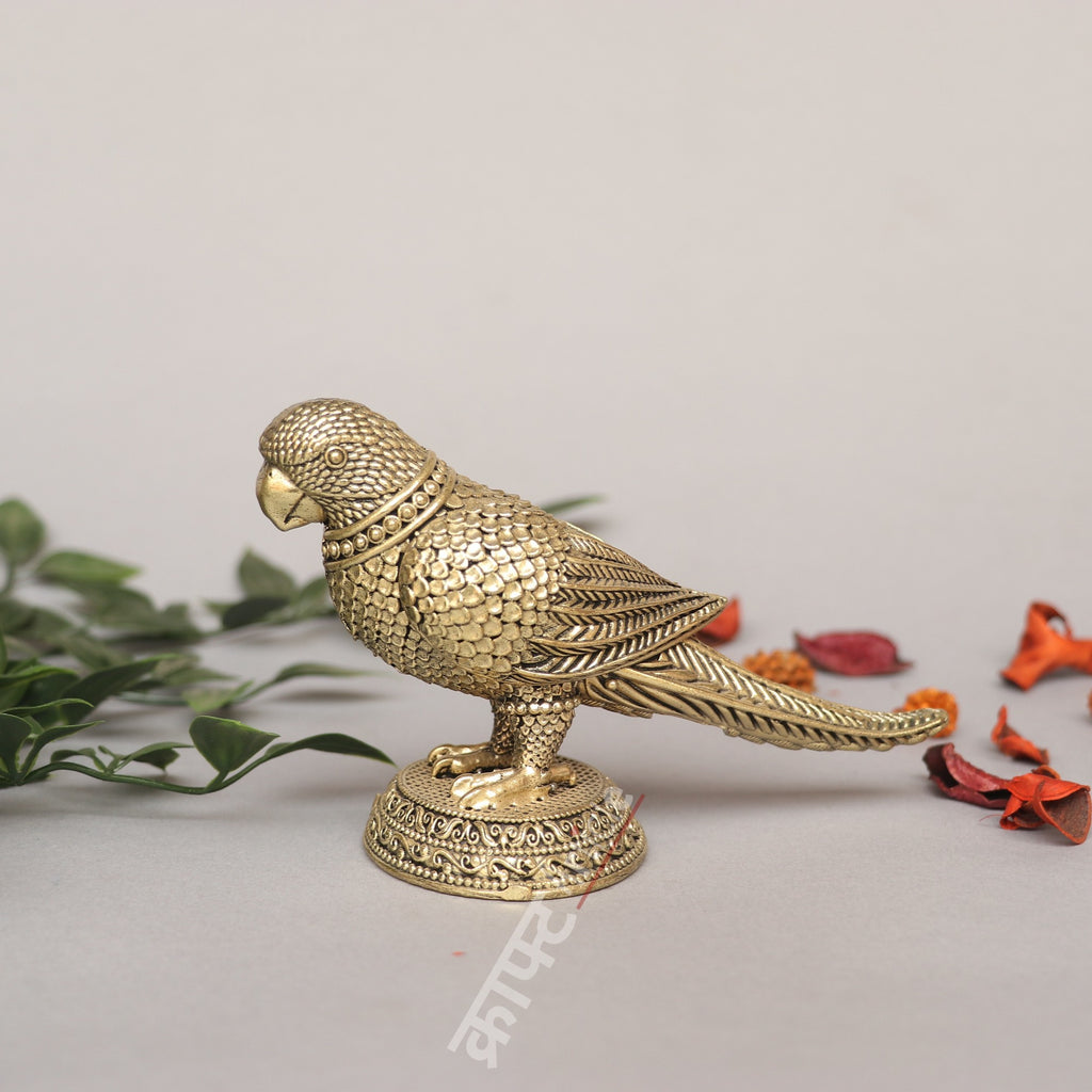 Brass Parrot Idol – Symbol of Beauty & Positive Energy