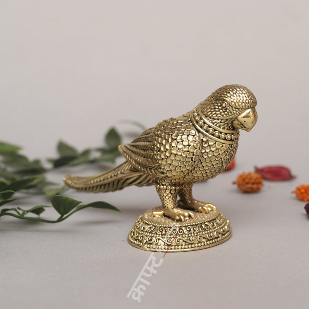 Brass Parrot Idol – Symbol of Beauty & Positive Energy
