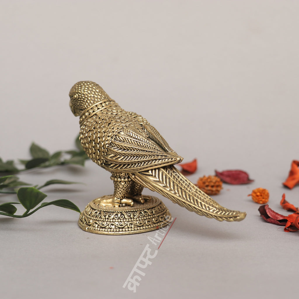 Brass Parrot Idol – Symbol of Beauty & Positive Energy