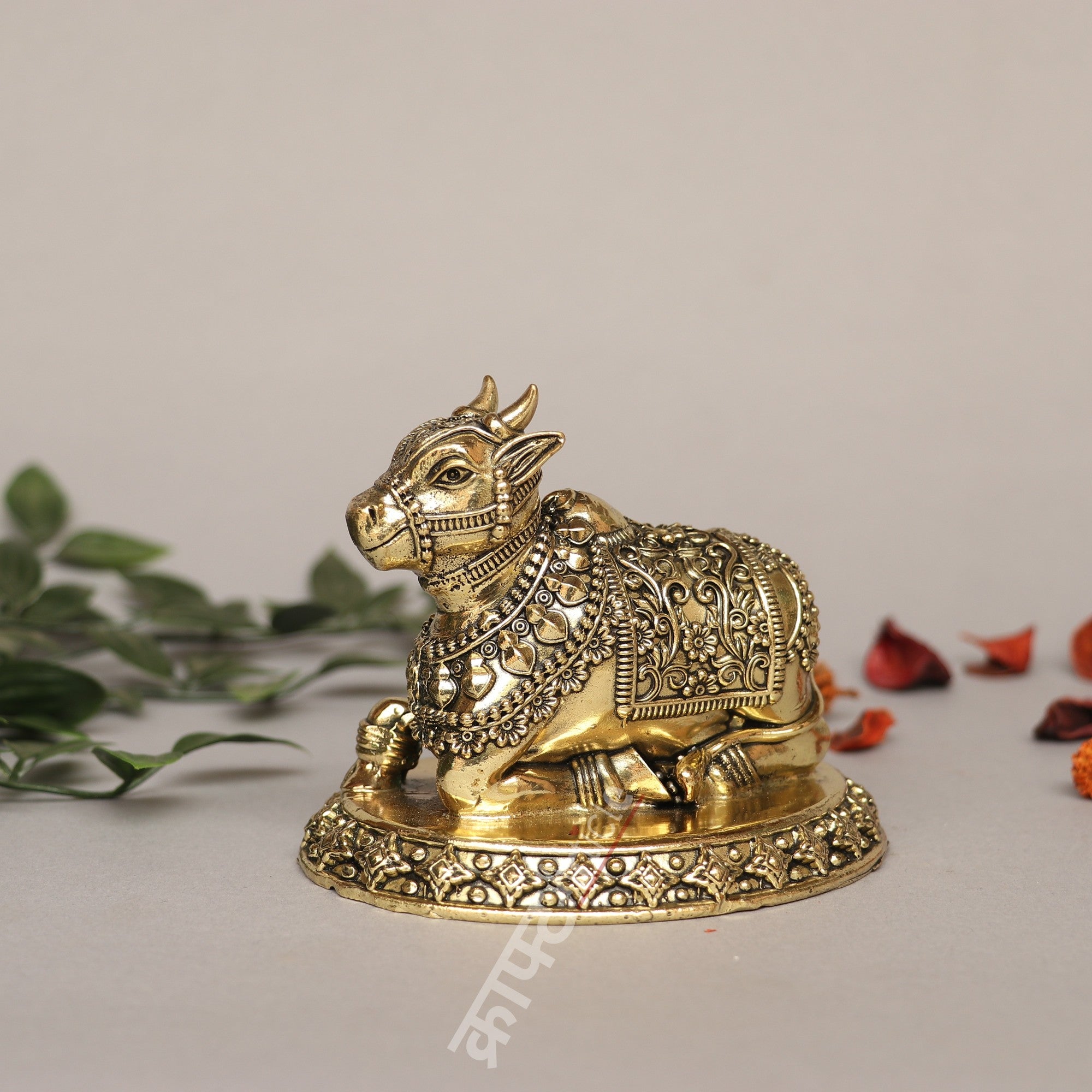 Brass Superfine Bull Idol