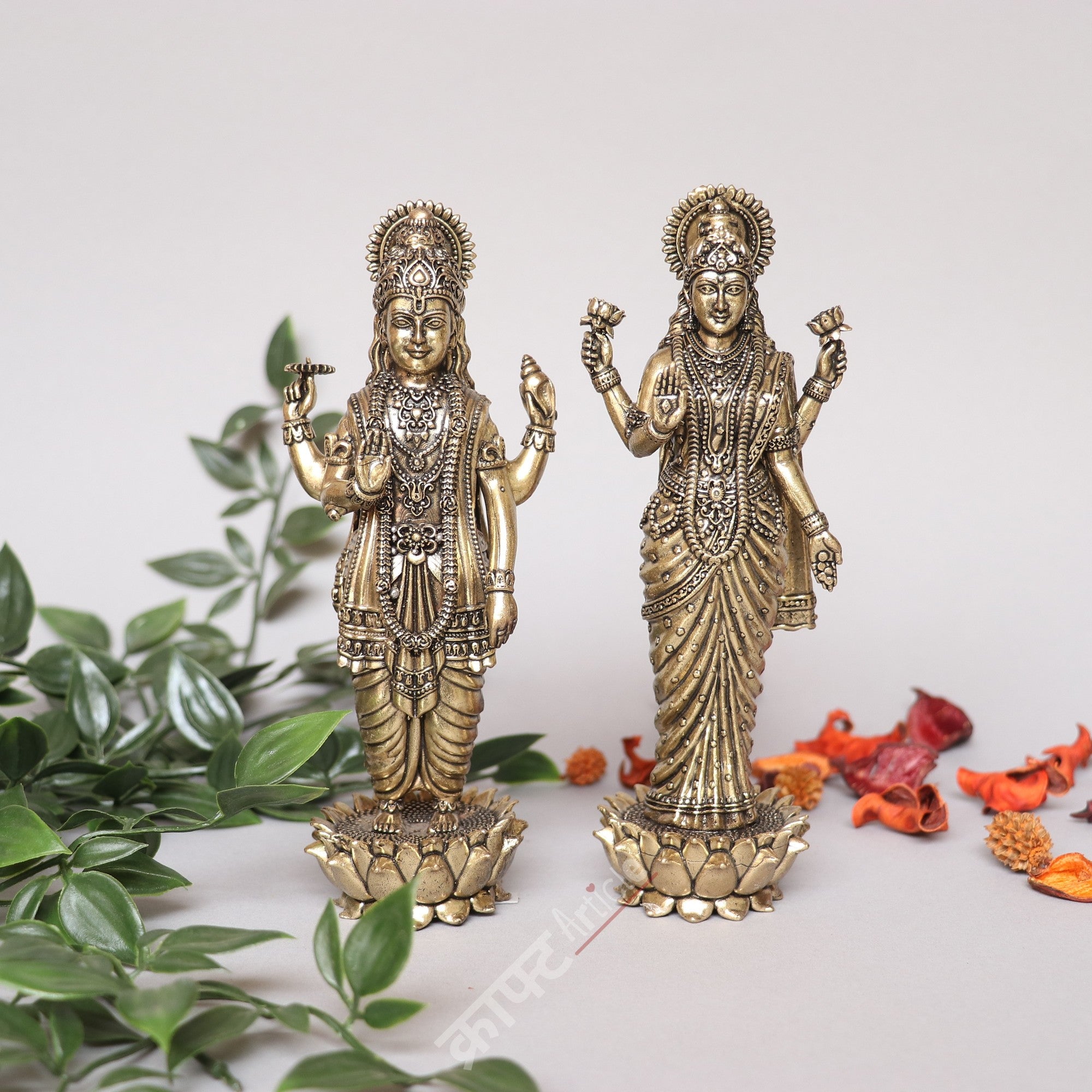 Brass Superfine Lord Vishnu Lakshmi Statues